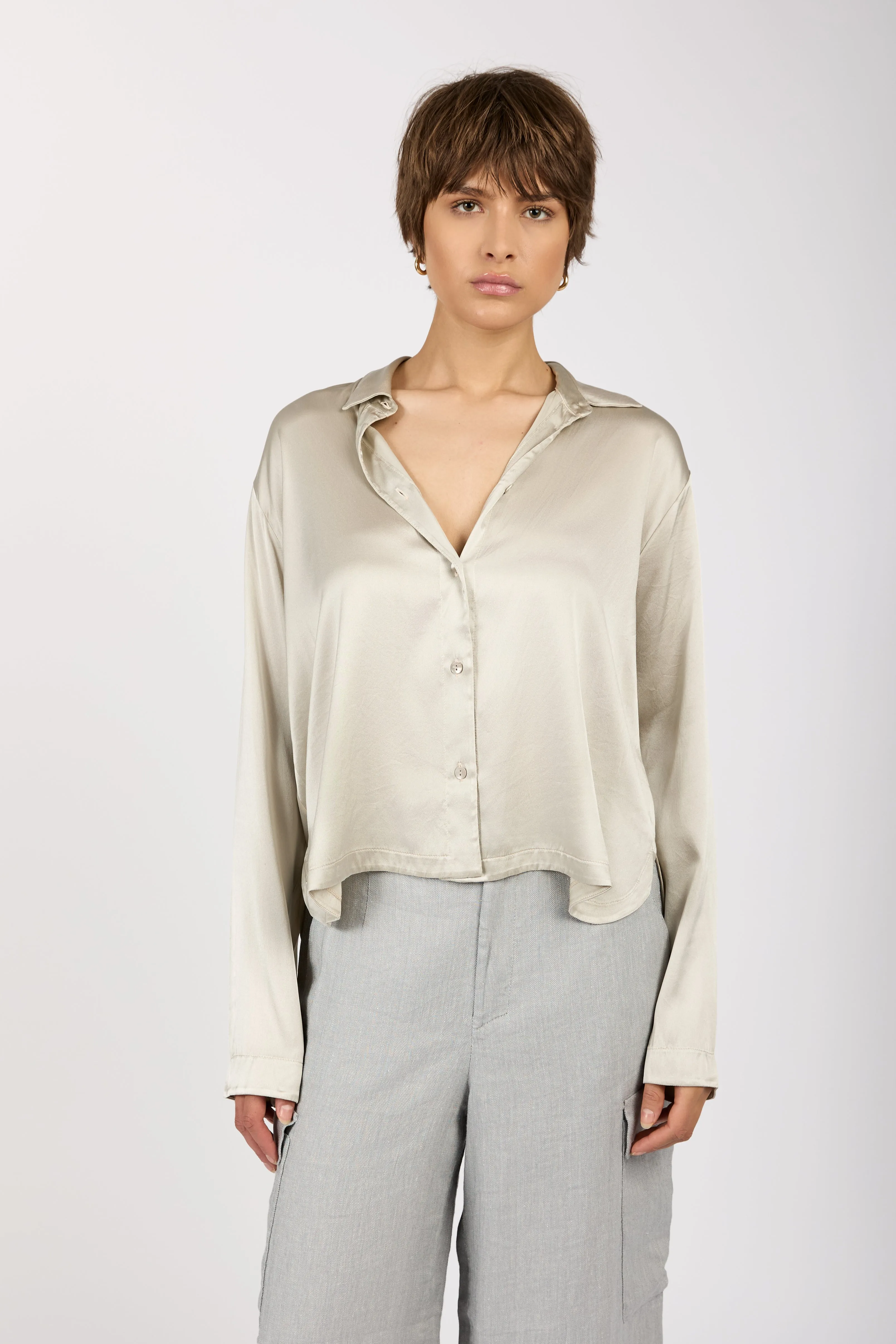 Button-Down Stretch Silk Shirt in Pearl Grey