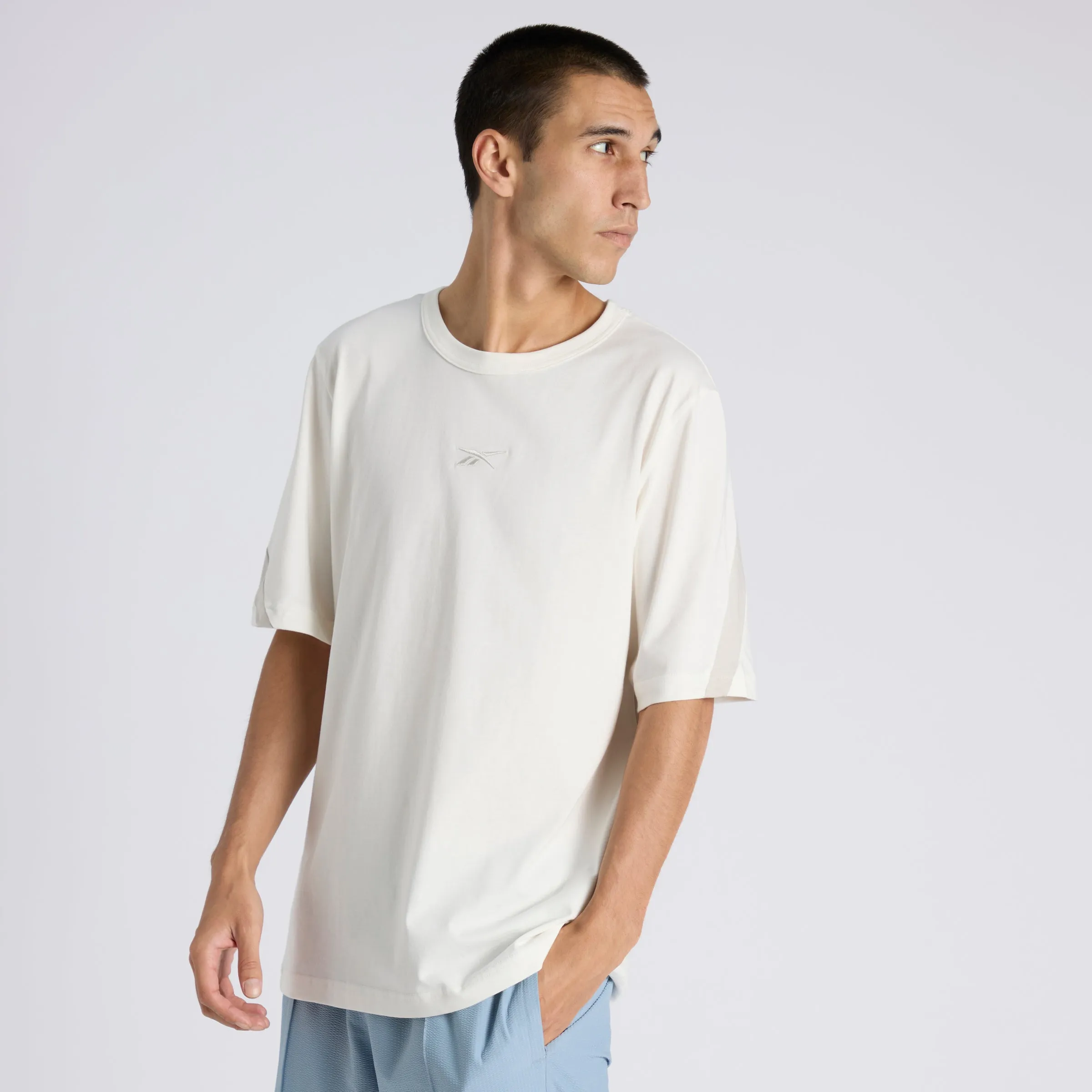 Classics Brand Proud T-Shirt Chalk/Moonstone