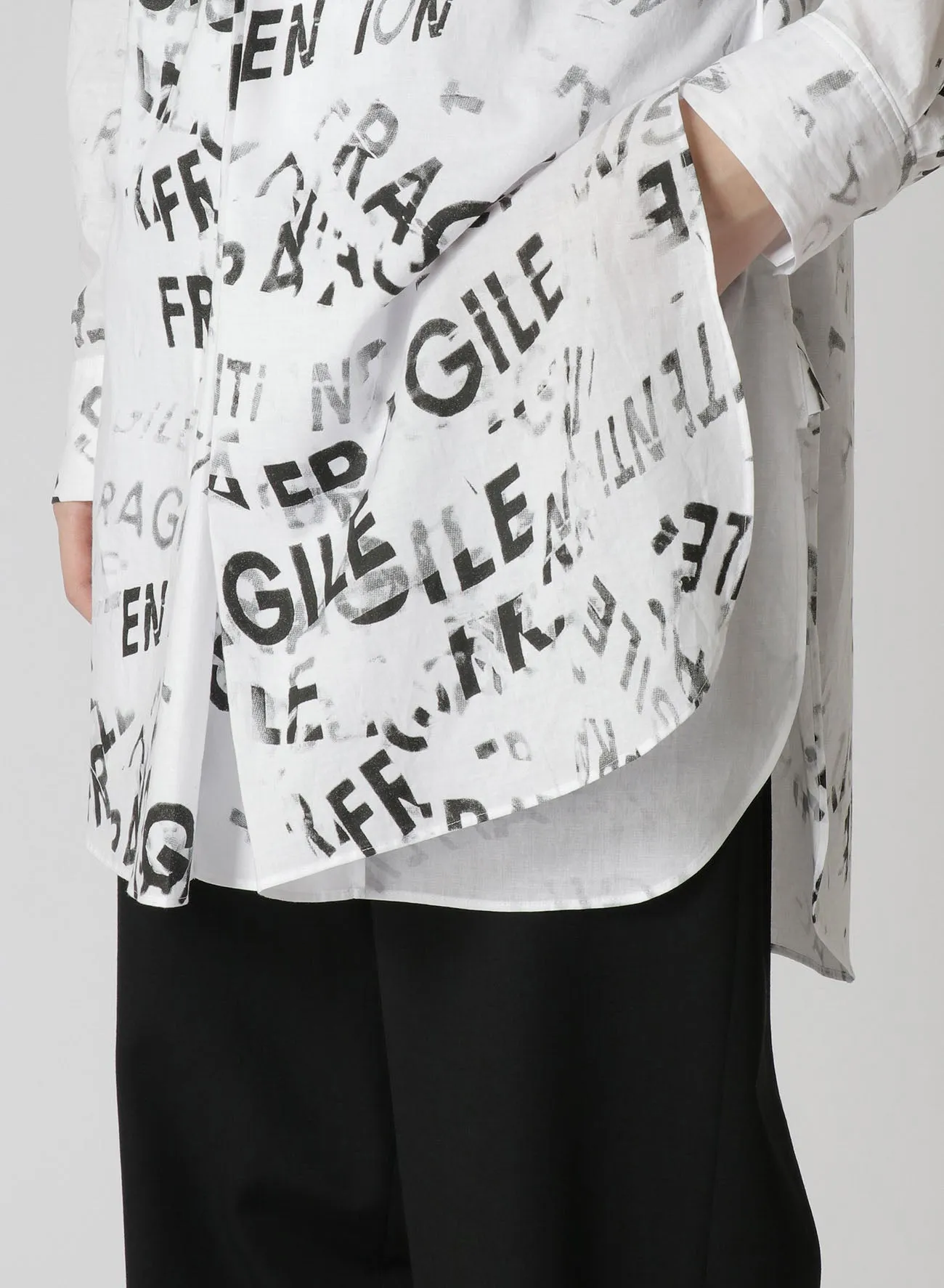 COTTON LAWN "FRAGILE" PIGMENT PRINT DOUBLE COLLAR SHIRT