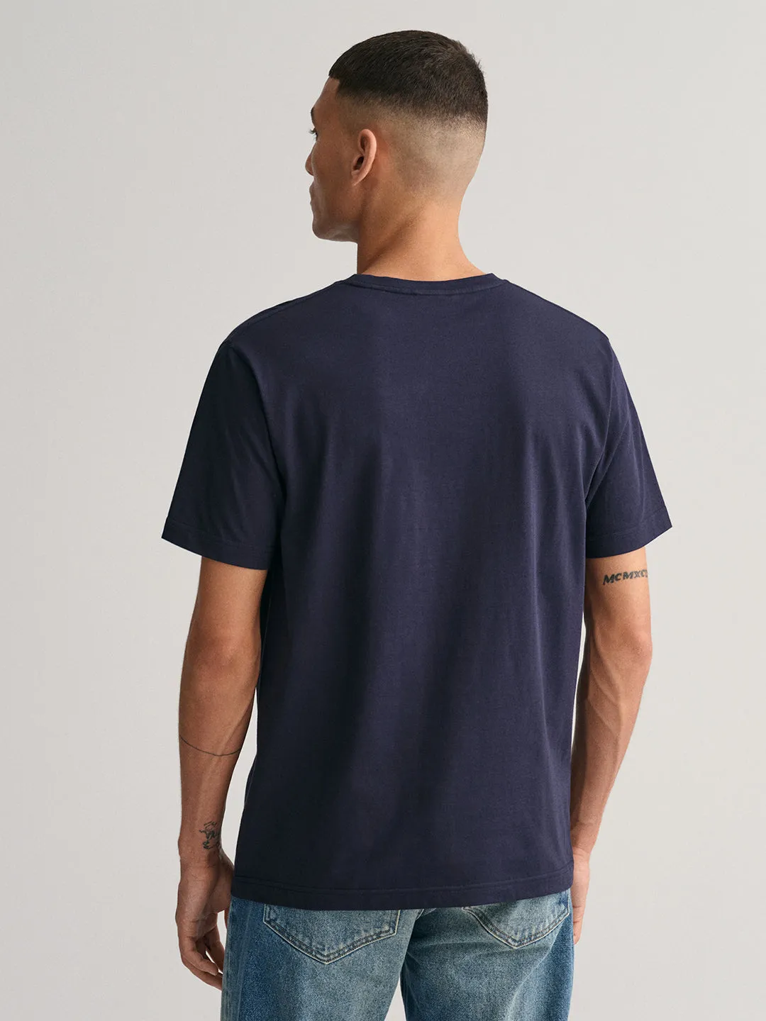 Gant Men Navy Blue Solid Round Neck Short Sleeves T-Shirt