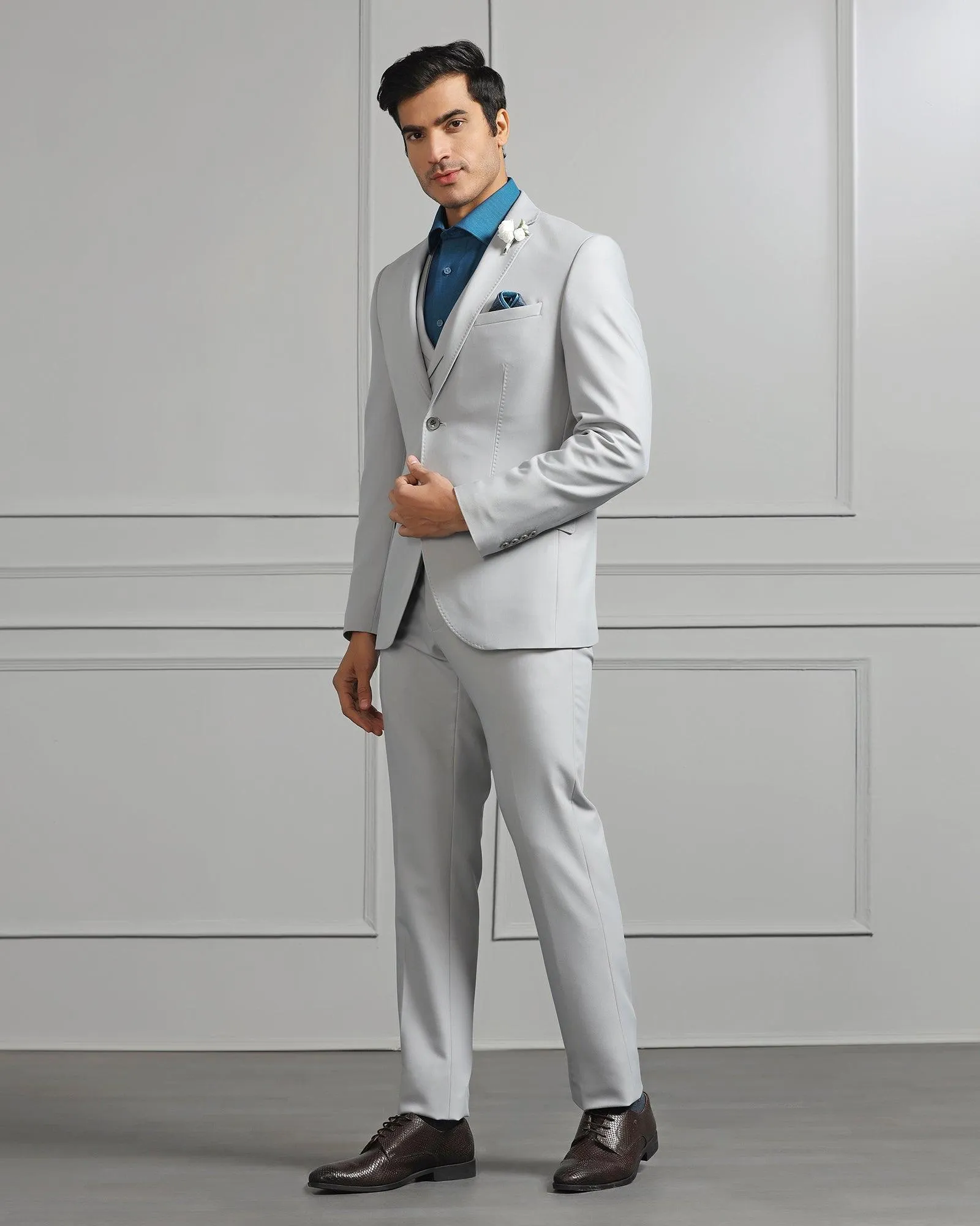 Three Piece Light Grey Solid Formal Suit - Raylit