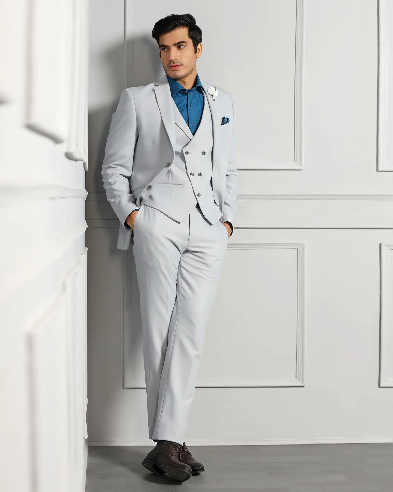 Three Piece Light Grey Solid Formal Suit - Raylit